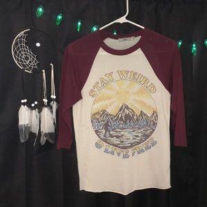 🌞XS Obey Baseball Shirt